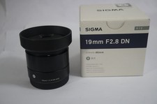 SIGMA 19mm F2,8 DN per Sony