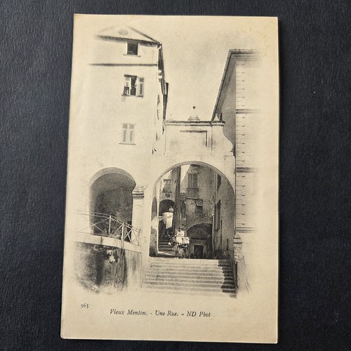 Cpa menton rue la - rue,