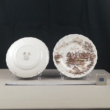 2 piatti piani in porcellana inglese vintage JOHNSON BROS ANCIENT TOWERS