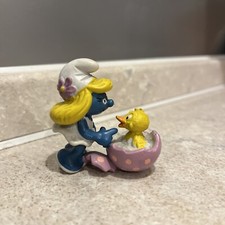 PUFFETTA PEYO Puffi SCHLEICH 1984 con uovo e pulcino Portugal vintage