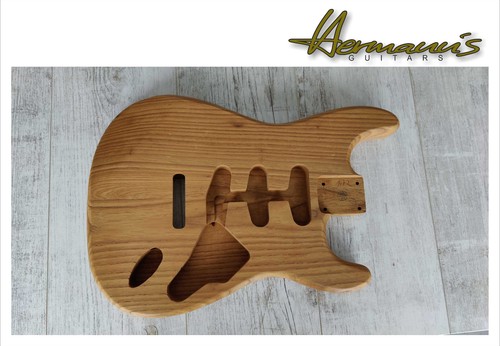 Strat roasted swamp - swamp, ash