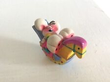 DIDDL MINIATURA DA COLLEZIONE IN RESINA topo su cavalluccio a dondolo