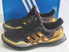 ADIDAS *ULTRABOOST* (EG8102)