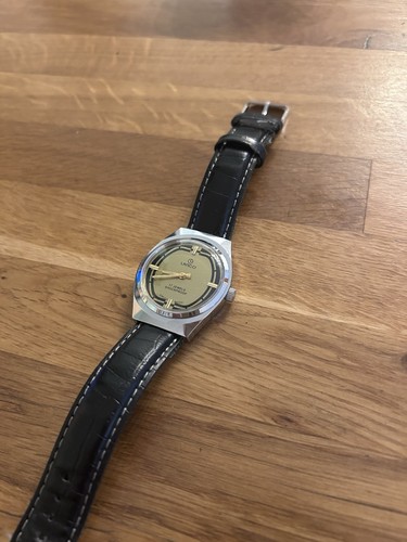 Orologio meccanico svizzero