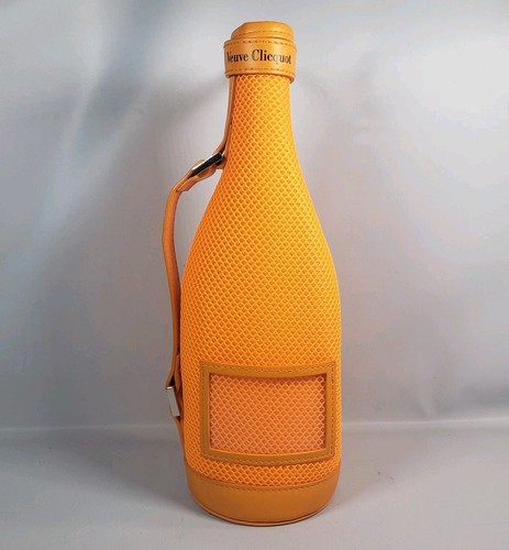 Veuve clicquot champagne - clicquot,