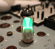 1X Tubo Magic Eye 6E1P / EM80