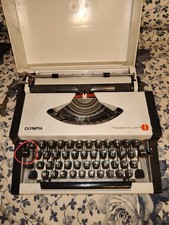 Macchina da scrivere olympia