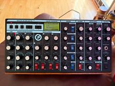 LEGGI MOOG RACK Minimoog Voyager sintetizzatore RME V3.5 / attacco rack