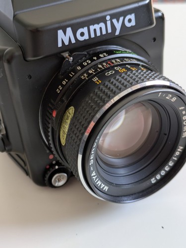 Mamiya 645 con obiettivo - ,