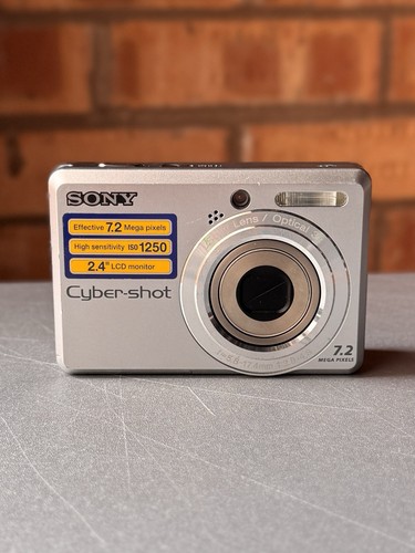 Sony cyber shot dsc - cyber,