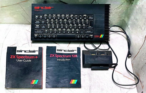 Sinclair spectrum 128 made - sinclair,