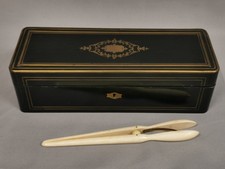 Ancienne Boite à gants 