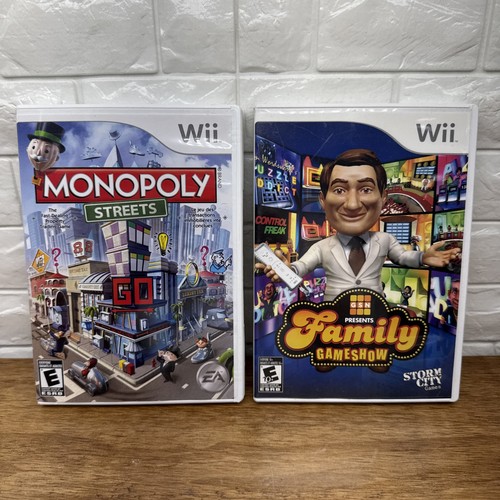 Monopoly streets family game - monopoly,
