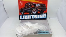 AMT1110M12 AMT Ford F-150 SVT Lightning 1994 1/25, kit di montaggio completo