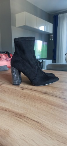 Stivaletto tronchetto tacco