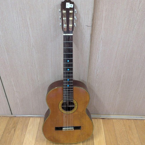 Chitarra acustica vintage