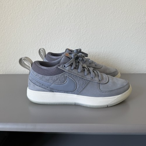 Nike book ashen - book,