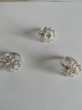 Stock lotto anelli fiore - stock,