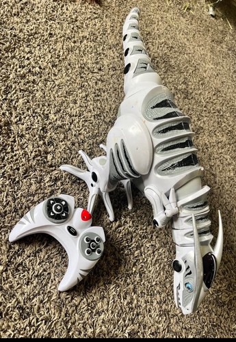 Roboraptor wow wee - roboraptor,