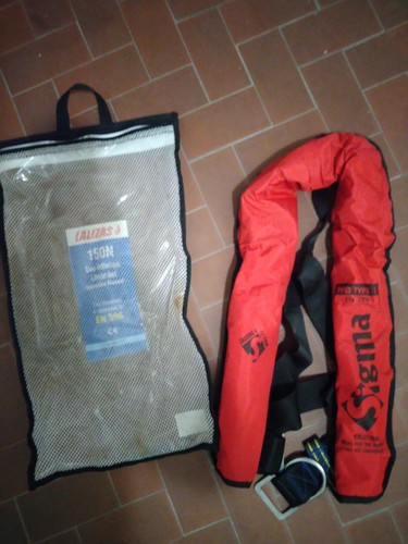 Giubbotti salvataggio - giubbotti,