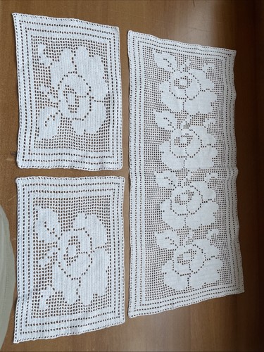 Set centrini uncinetto fatti - set, a