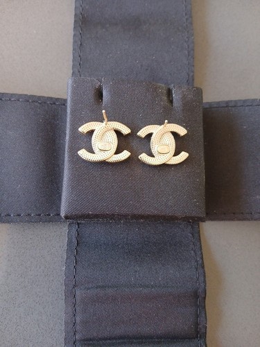 Orecchini chanel borchie - cc,