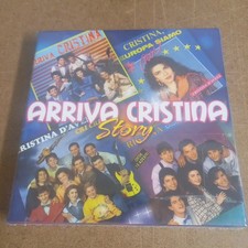 CRISTINA D'AVENA ARRIVA