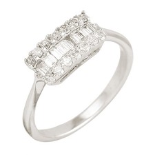 Anello a grappolo da donna in