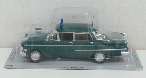 Polizia oper kapitan - kapitan, polizei