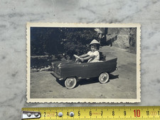 BAMBINA IN AUTOMOBILINA A