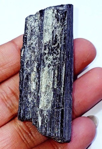 Nera naturale tormalina 337 - nera, 337.00