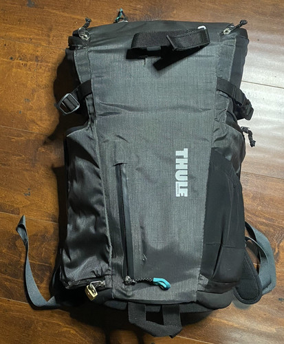 Used dark gray thule - used,