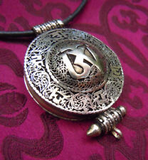 Grande Argento Amuleto Gau - Ghau Con Tibet. Om, Laborioso Fatto a Mano