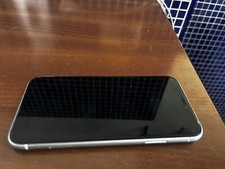 Apple iPhone XR - 64GB -