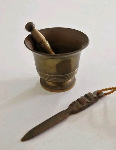 Piccolo mortaio bronzo con - in,