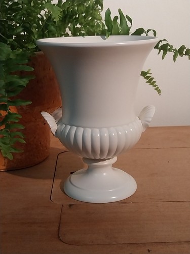 Vaso urna scanalata pietra - , di