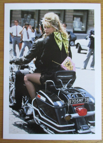 Postcard claudia schiffer - postcard,