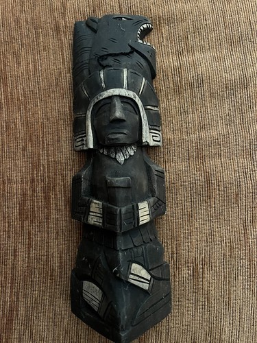 Statuetta totem legno - in,