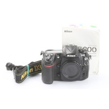 Nikon D300 + 120 Tsd. Scatti +