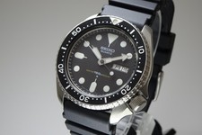 Vintage 1983 JAPAN SEIKO QUARTZ DIVER'S 150M 7548-700H 5Jewels Quartz.
