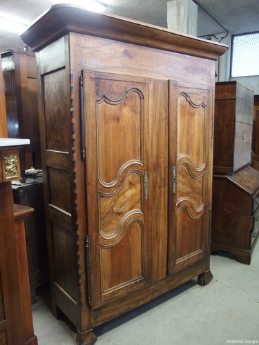Armadio provenzale noce con - provenzale,