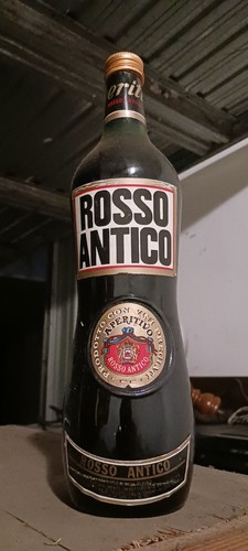 Liquore rosso antico vintage - antico,