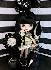 Bambola Blythe capelli castani