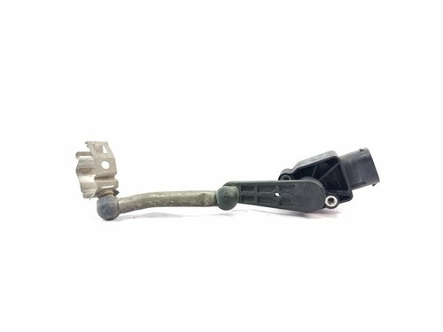 6853752 headlamps regulation