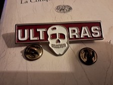 spilla pins ultras granata