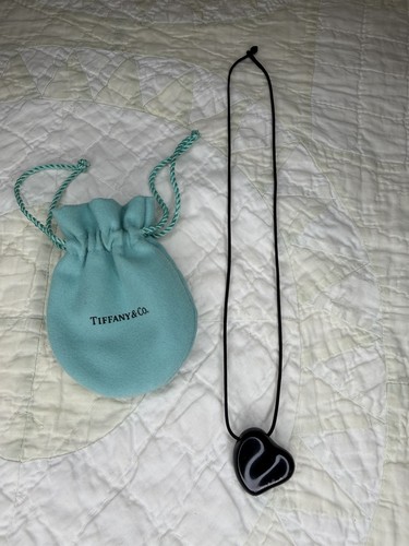 Collana con ciondolo pietra