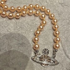 Collana girocollo Vivienne