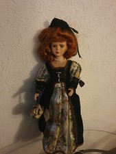 Preziosa Bambola In Porcellana