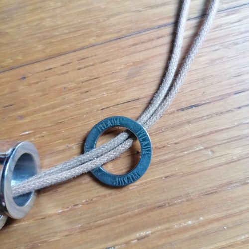 Primaclasse collana pelle e - pelle,