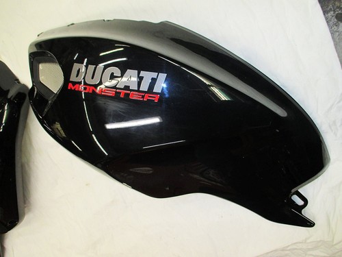 Ducati monster 1100 - ducati, evo